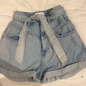 Zara jean shorts with tie